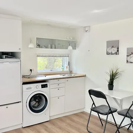 Cozy Private Annex Near Bathing And 30 Min. From Copenhagen Guest house